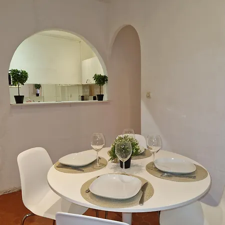 Sublime 4p Classe Dans Le Vieux-nice Апартаменты Ницца